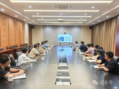 鹽城市委黨校、阜寧縣委黨?！靶滤枷胫驹感v隊(duì)”來(lái)金海大講堂開(kāi)講“深入學(xué)習(xí)貫徹中央八項(xiàng)規(guī)定精神 持之以恒加強(qiáng)黨的作風(fēng)建設(shè)”